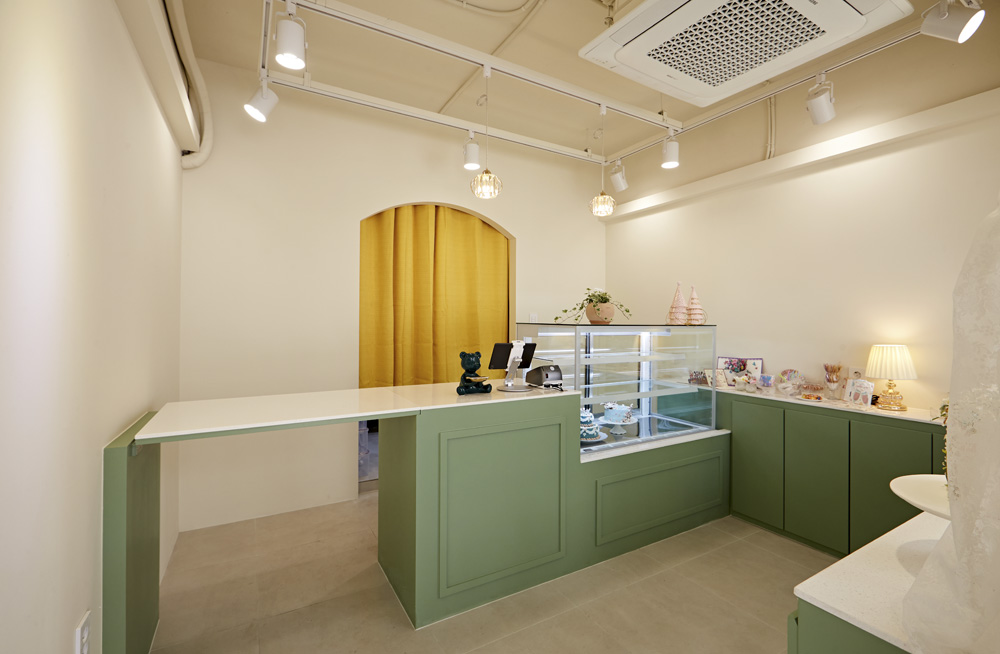 12 平米可爱蛋糕店，专业室内设计打造温馨空间-4