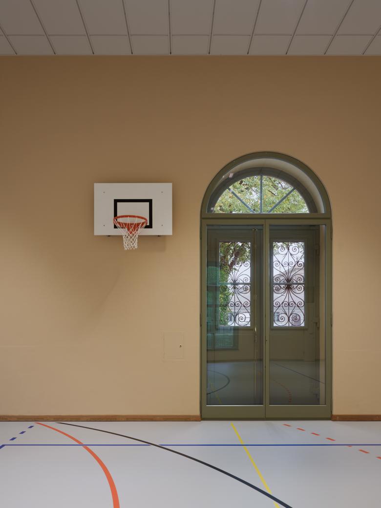 林德北体育馆改造丨瑞士丨häberli heinzer steiger architekten-8