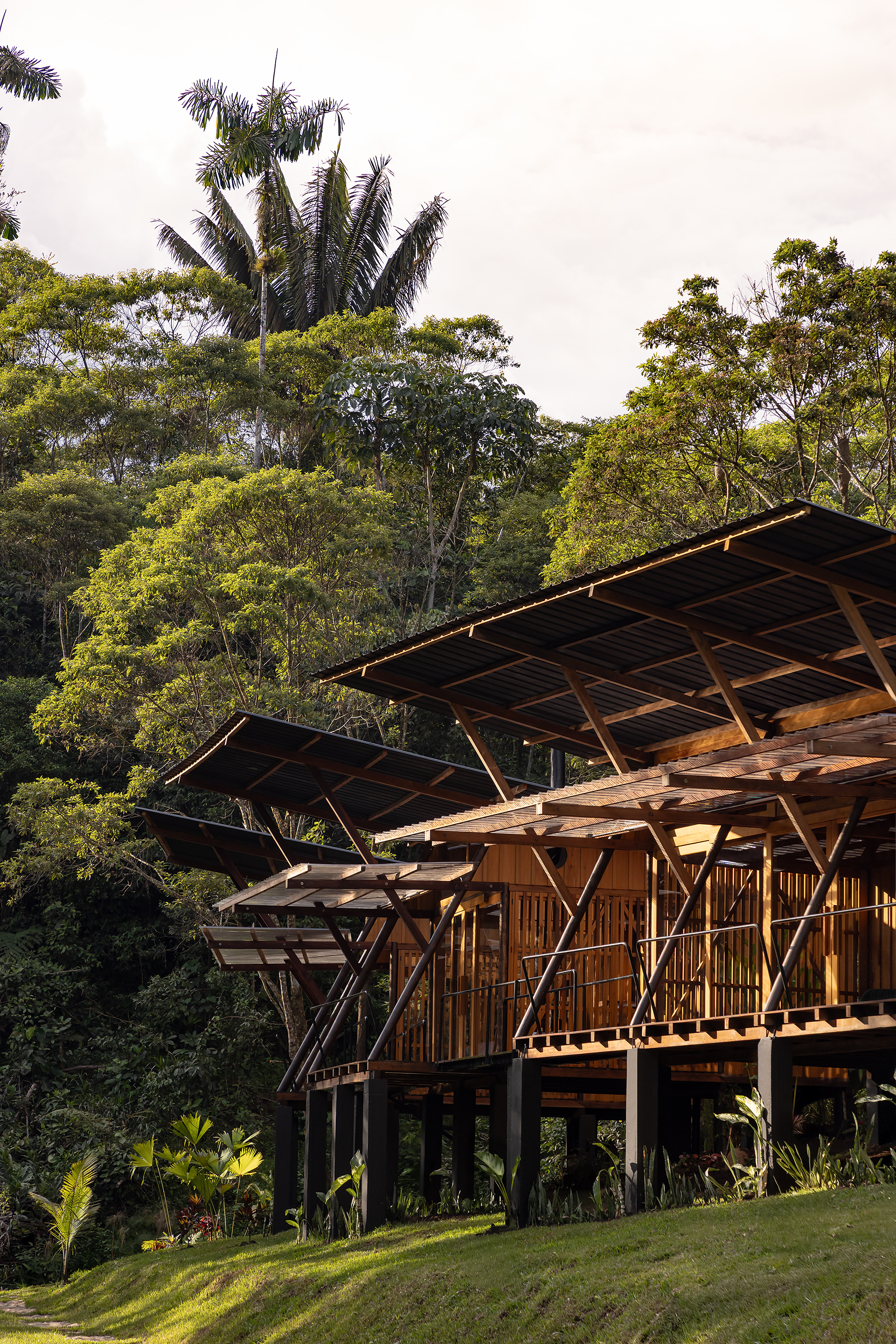 霍格拉德拉马德拉避难所丨厄瓜多尔帕斯塔萨丨Mestizo Estudio Arquitectura-16