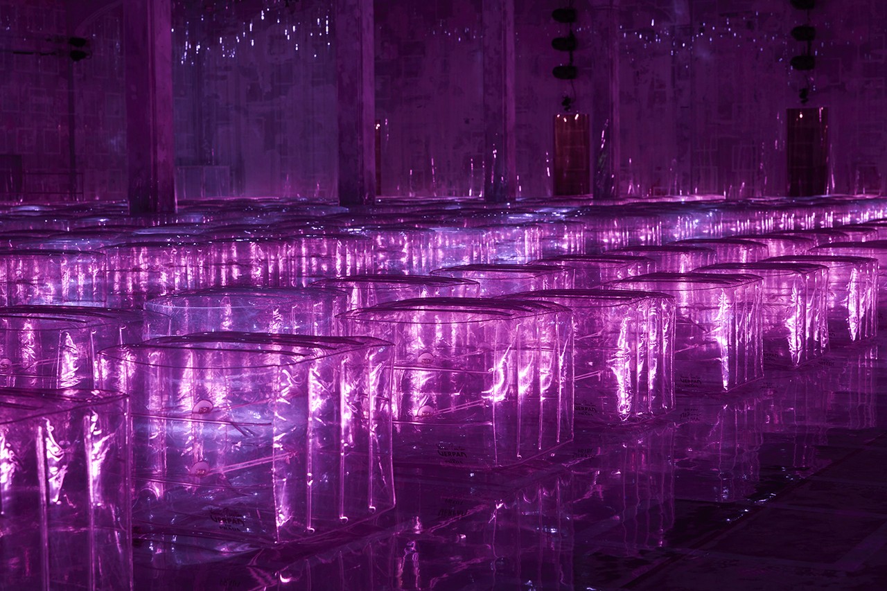 AMO新作 笛卡尔式空间——PRADA 2019春夏男装时装秀-14