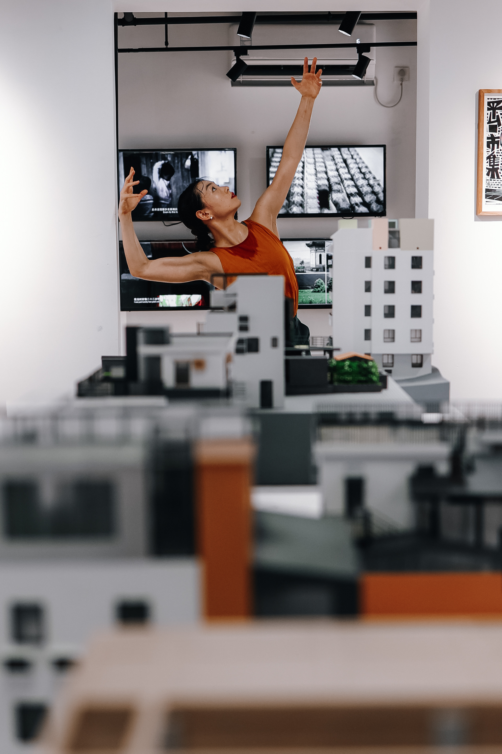 现代舞创作《风景中的家》丨无明确提及-20