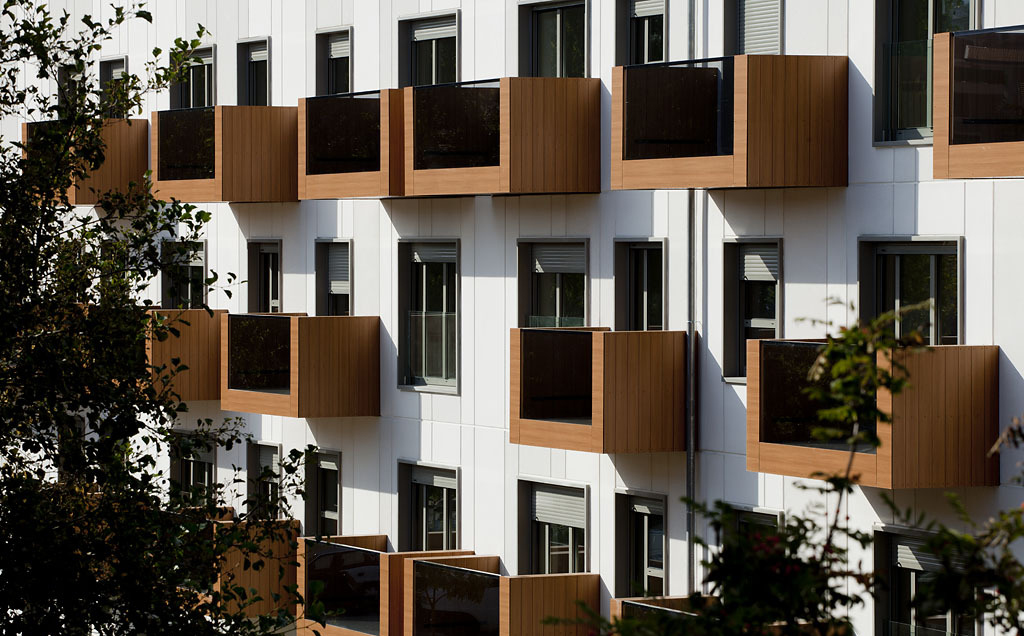 西班牙 Fadura 住宅——城市与自然的和谐交融-19