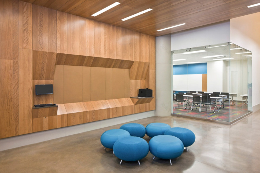 双面魅力 | Cuyahoga 社区学院酒店管理中心与 Pura Vida 餐厅-9