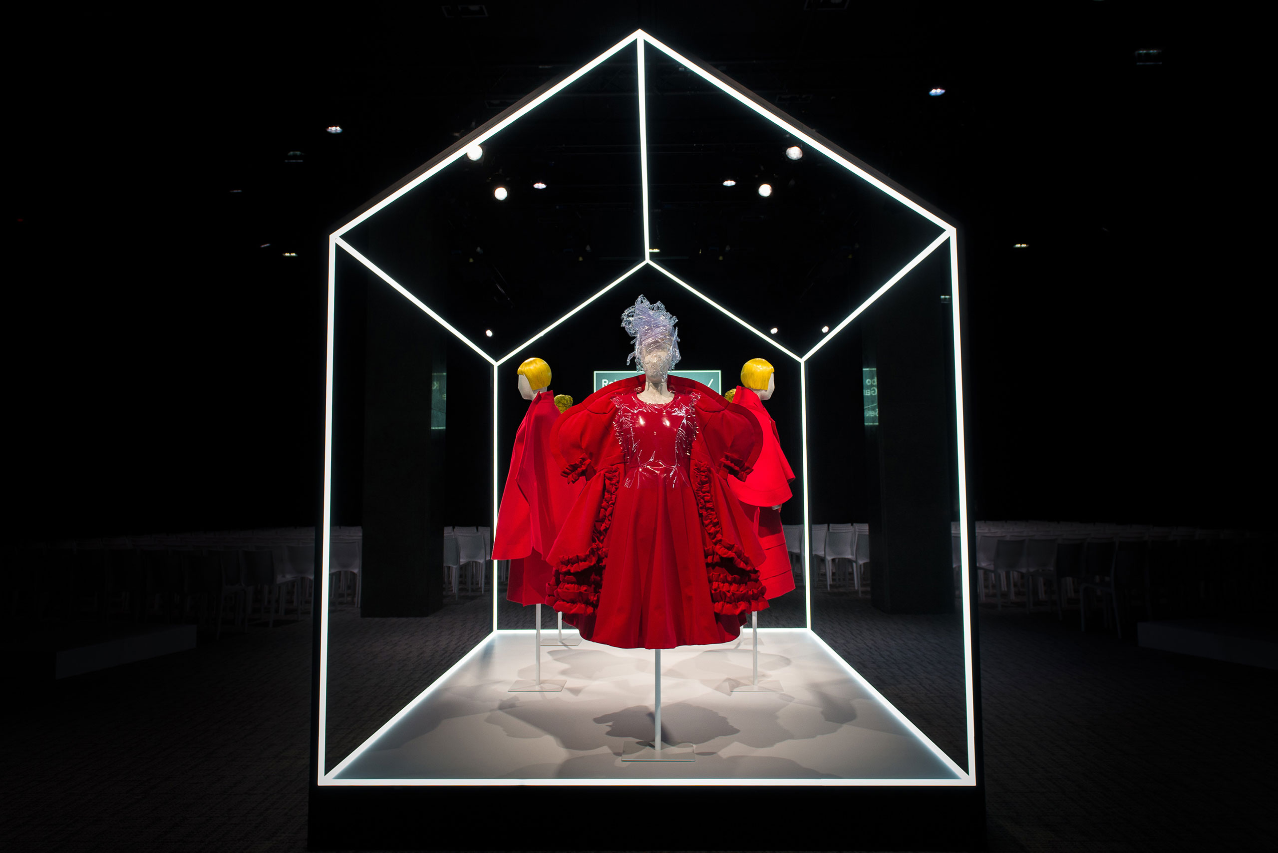 纽约大都会艺术博物馆“中间艺术” | 川久保玲/ Comme des Garçons 展-54