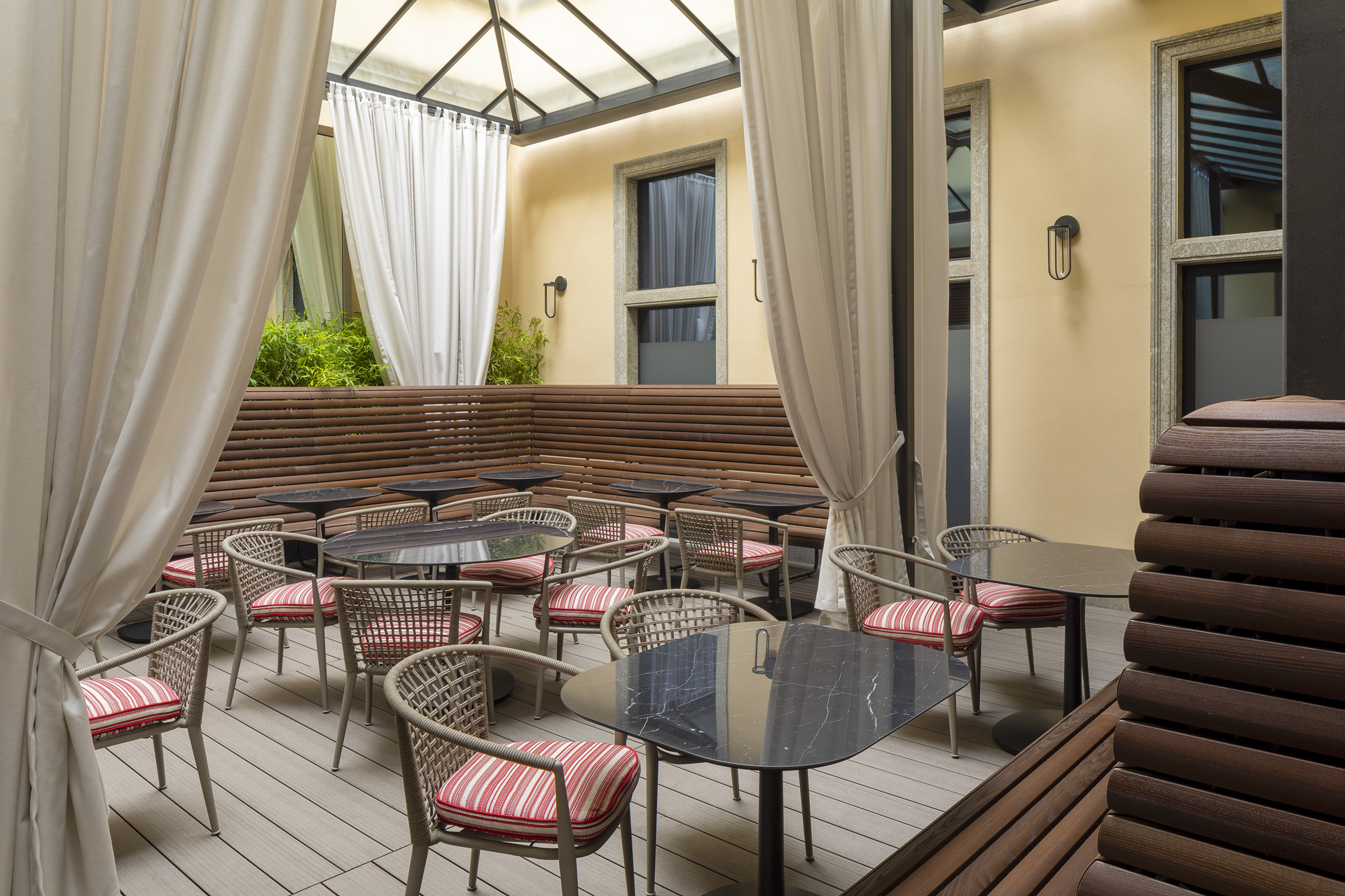 illy Monte Napoleone - ACPV ARCHITECTS-12