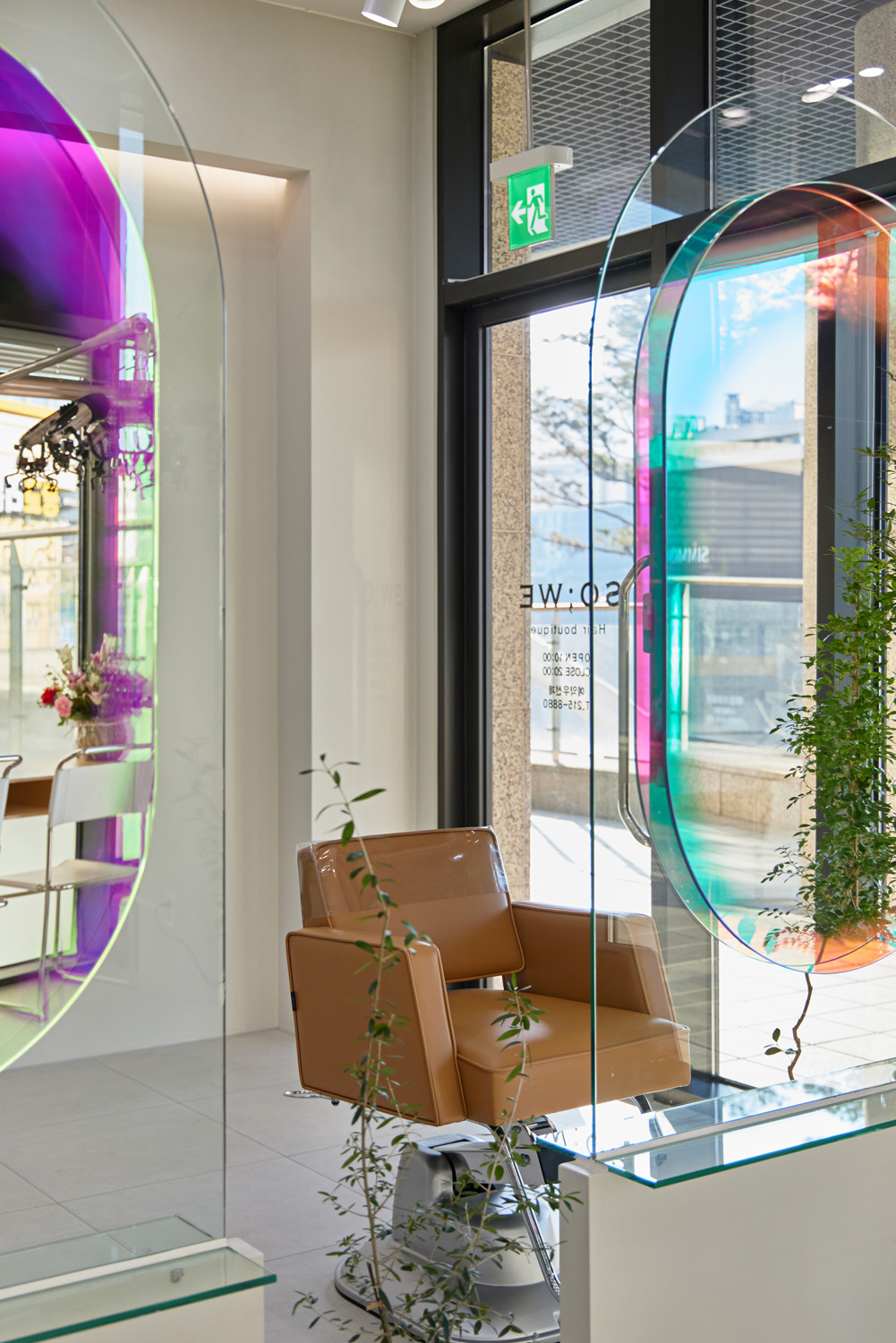 现代简约风格的 16 平米美容室内设计-12