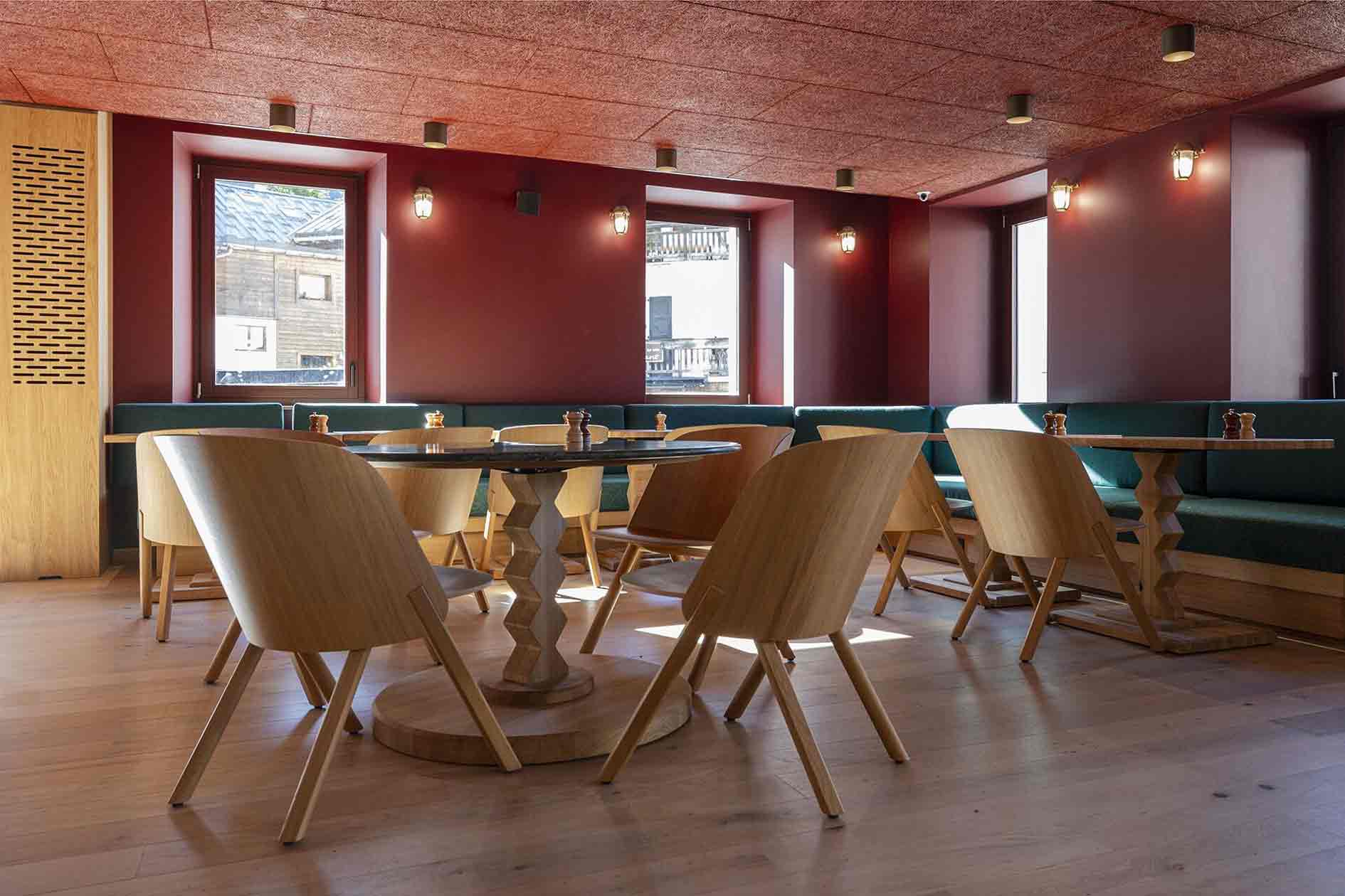 Mobilier des communs de l’hôtel la Couronne à Chamonix | Poitoux-10