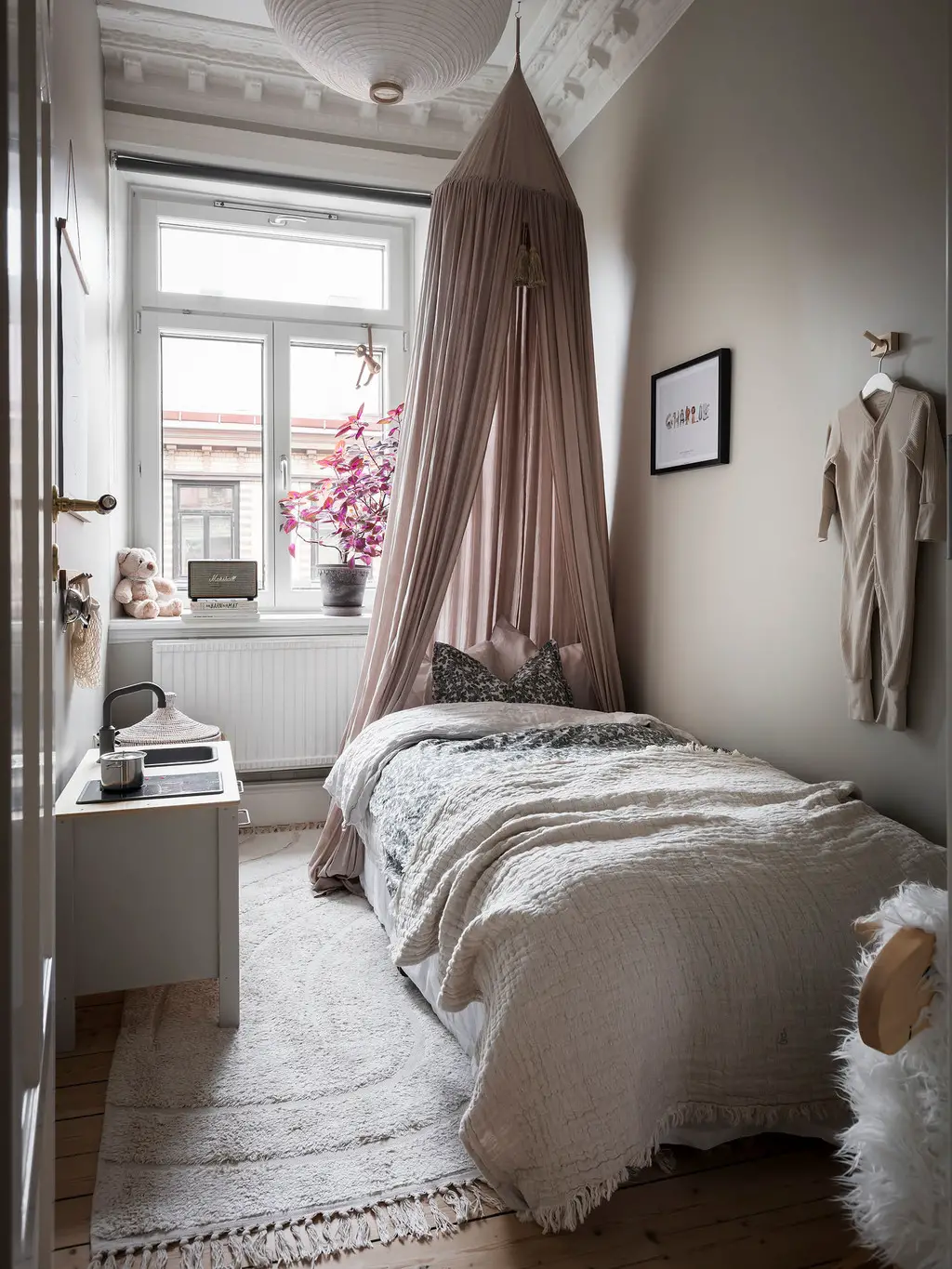 瑞典哥德堡温馨家庭公寓的现代改造-22