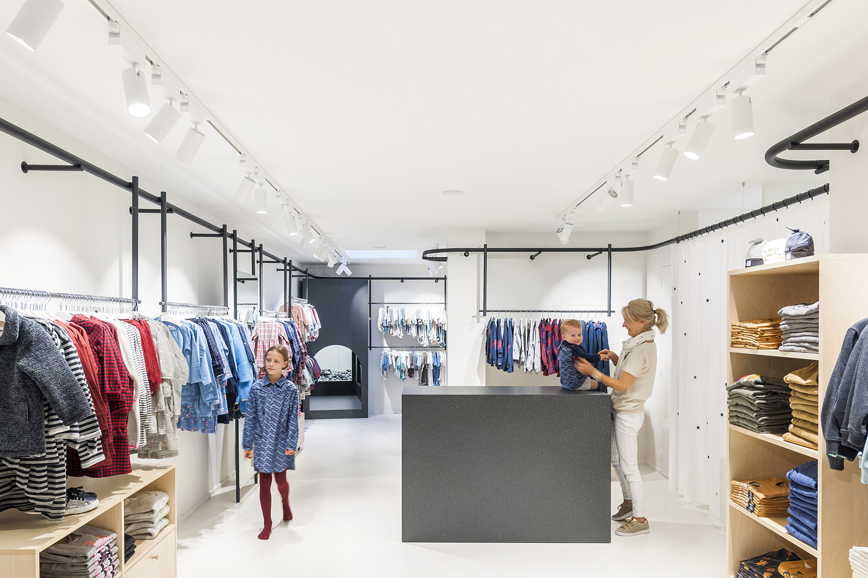 FILOU & FRIENDS 童装店, 阿根廷 / FIVE AM-24