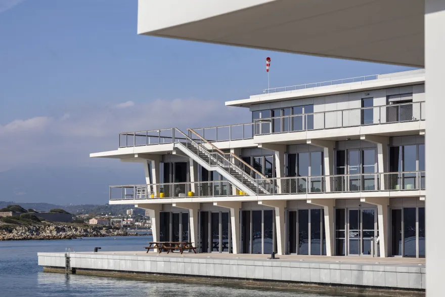 亿万富翁码头丨France-6