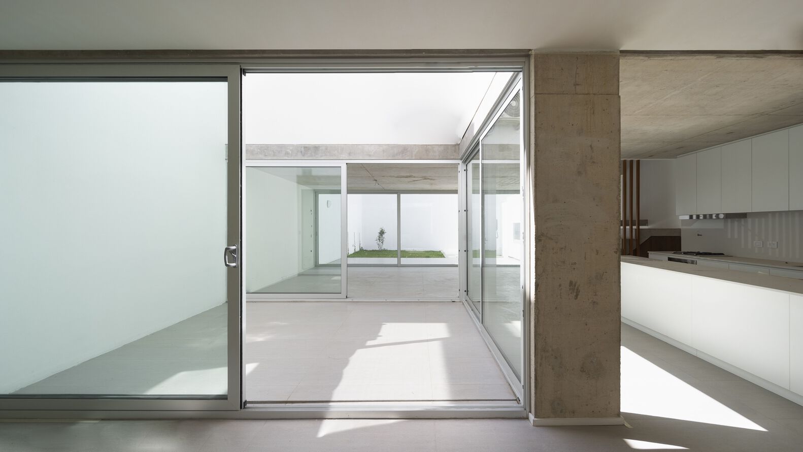 阿根廷混凝土住宅楼丨阿根廷布宜诺斯艾利斯丨Cottet Iachetti Arquitectos-52