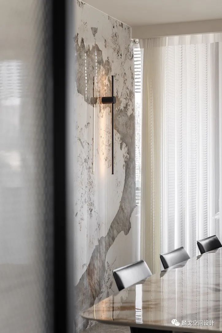 重庆来福士轻奢大平层丨中国重庆丨麟戈设计-45