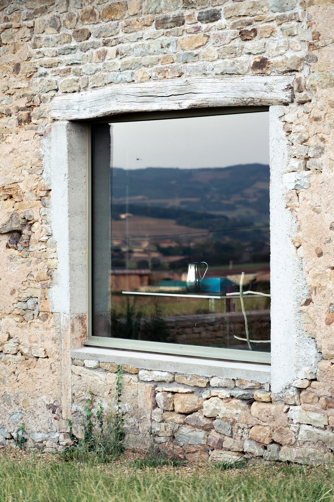 La Grange Burgundy Farm Renovation and Conversion / Le Dévéhat Vuarnesson Architectes-43