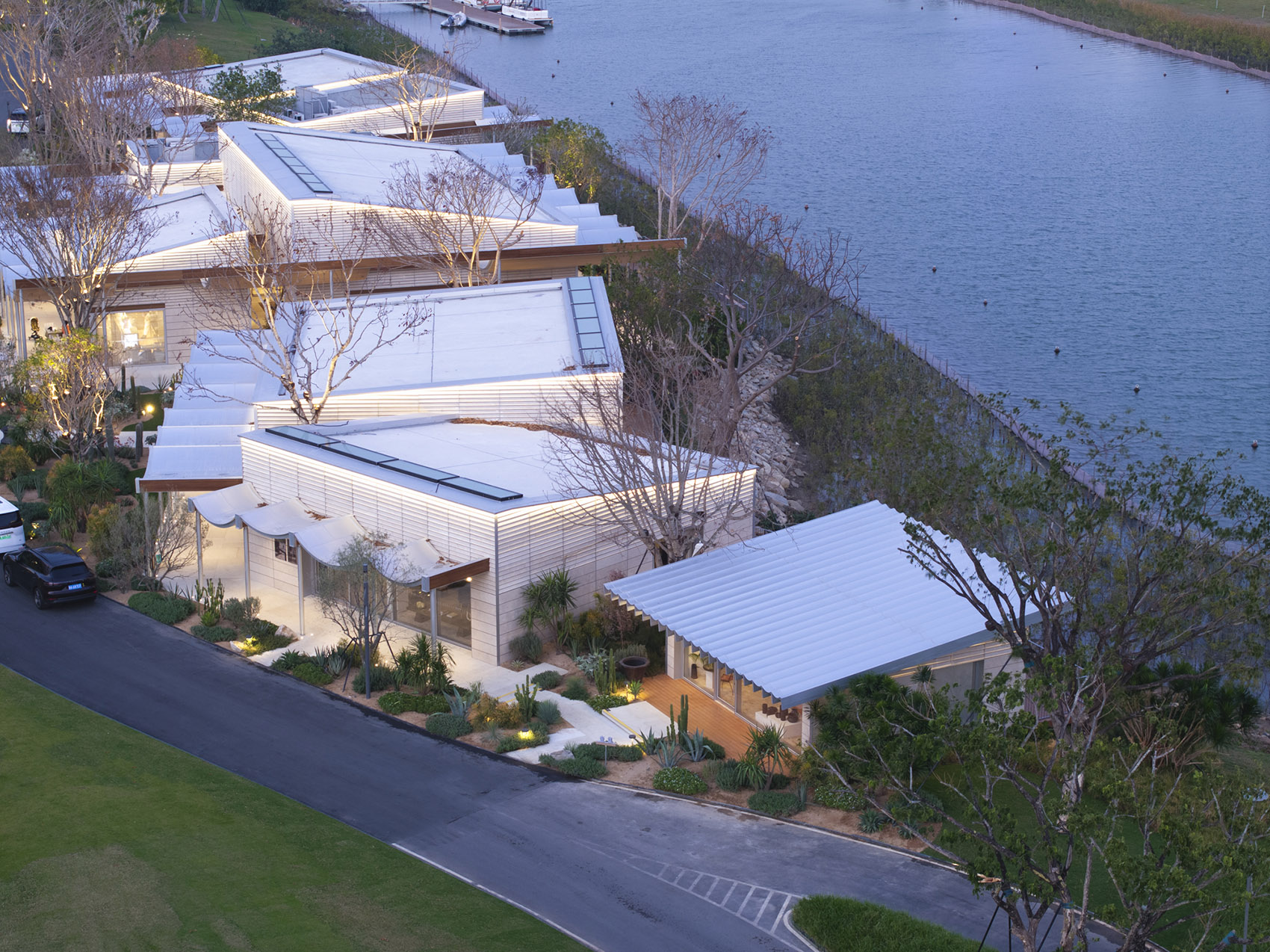 三亚华润海棠湾水岸Center丨中国海南丨vari architects几里建筑-82