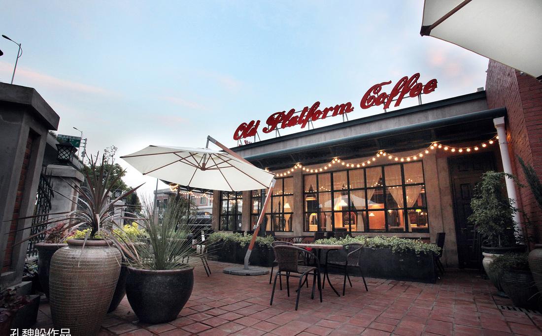 80 年代老车站焕新颜,设计师的怀旧之作-63