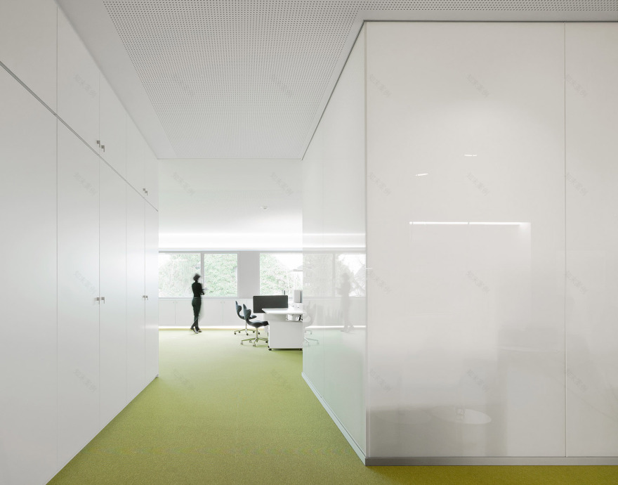 Greiner总部大楼,德国 / f m b architekten-30