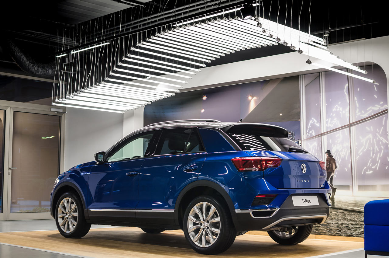 大众汽车体验店打造多彩家居环境-18