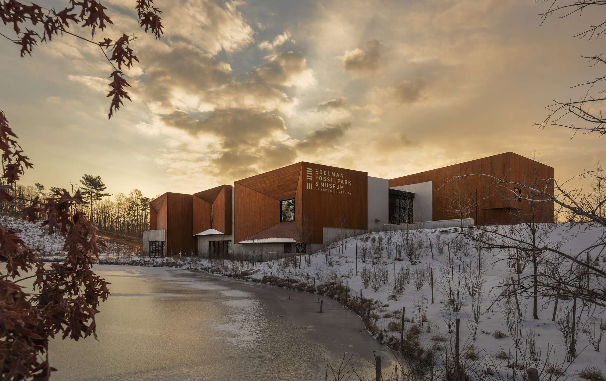 Jean & Ric Edelman Fossil Park & Museum / Ennead Architects-12