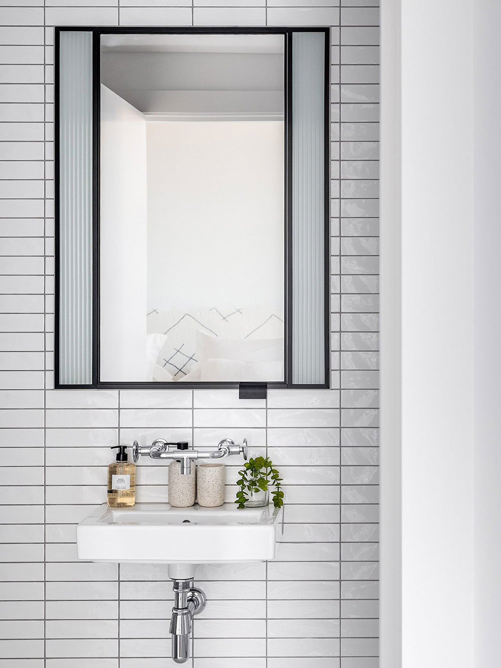 伦敦电池电站改造的时尚公寓设计-18