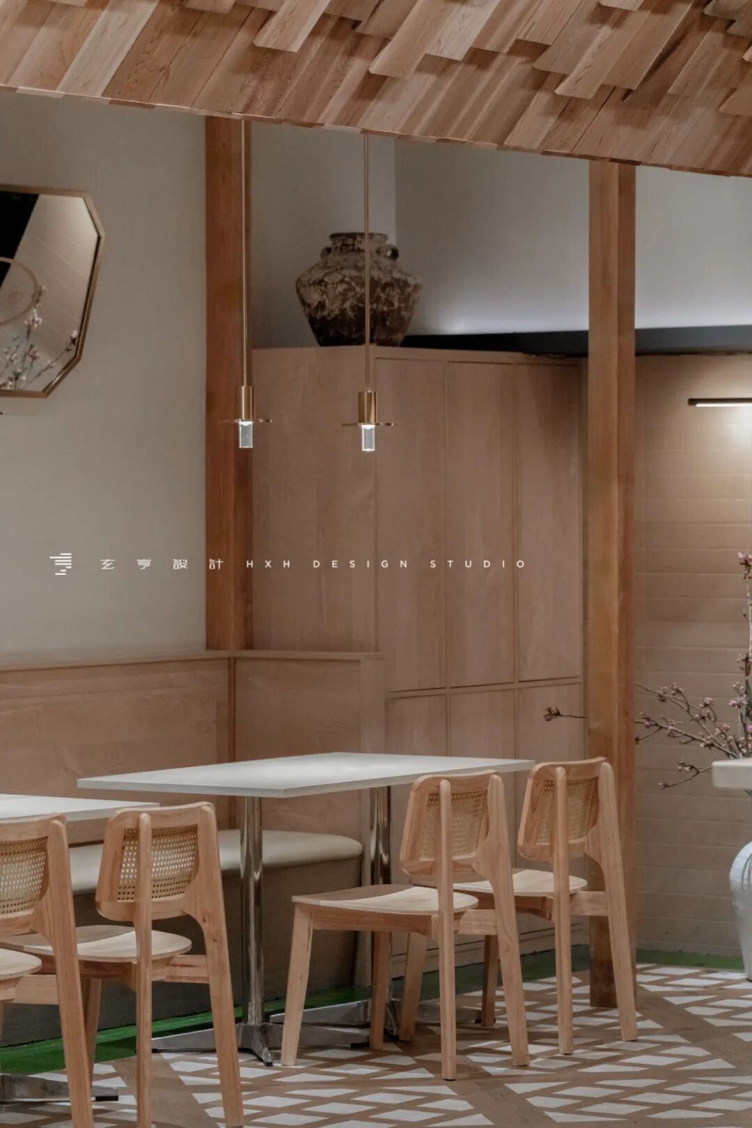 幸福舒克丨木质韵味与几何美学-8