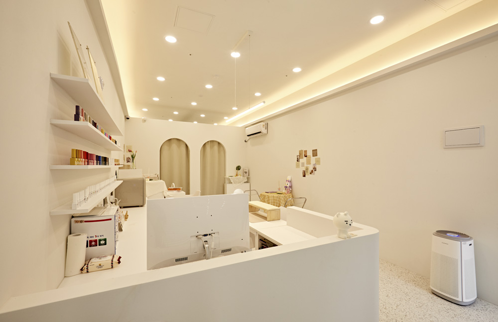 12 平米现代风格四叶草小店设计-4