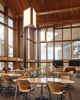 James Cook University Engineering & Innovation Place / KIRK Studio + i4 Architecture + Charles Wright Architects
