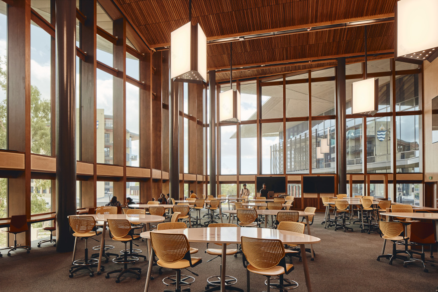 James Cook University Engineering & Innovation Place / KIRK Studio + i4 Architecture + Charles Wright Architects-37