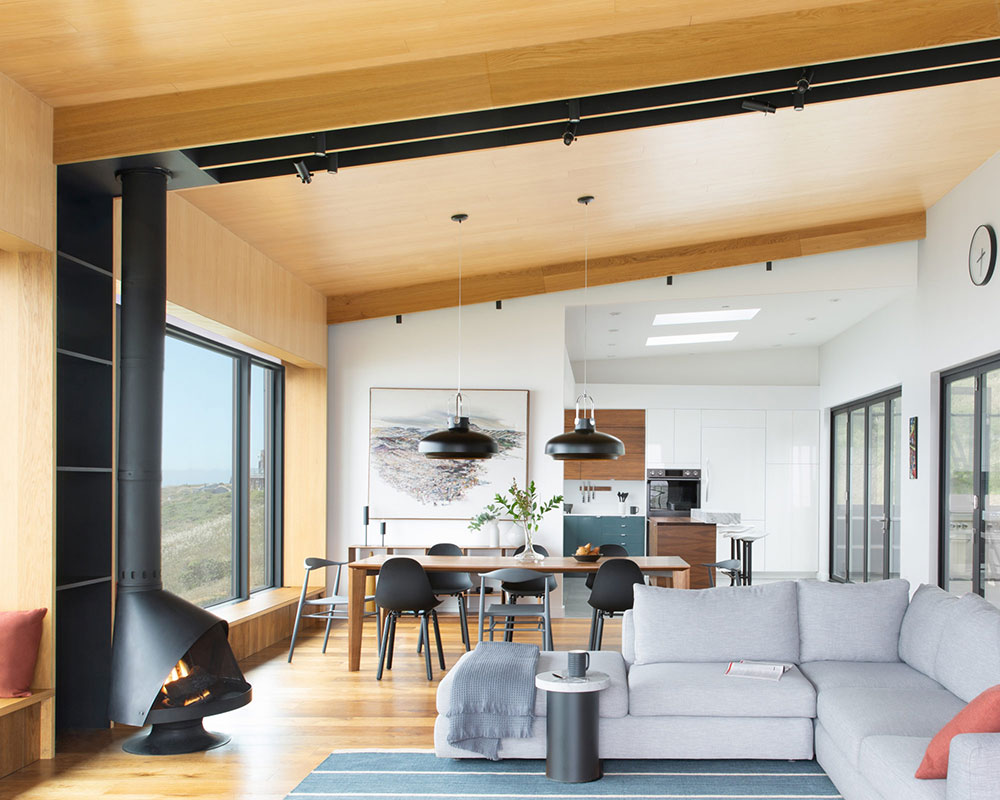 加州 300 平米周末度假屋，蓝调游戏室与海景厨房成亮点-4