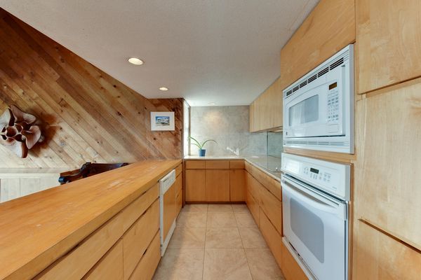 佛罗里达海滩别墅 | 摩根的现代木质空间-31