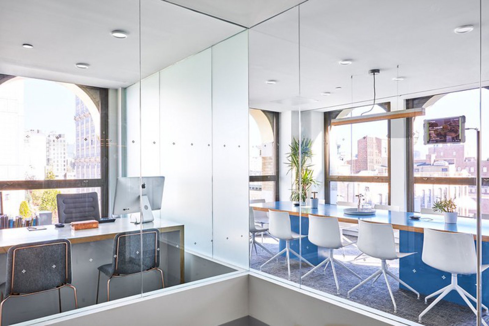 纽约 Casper 办公室设计 | FLOAT 工作室打造梦幻蓝调空间-20