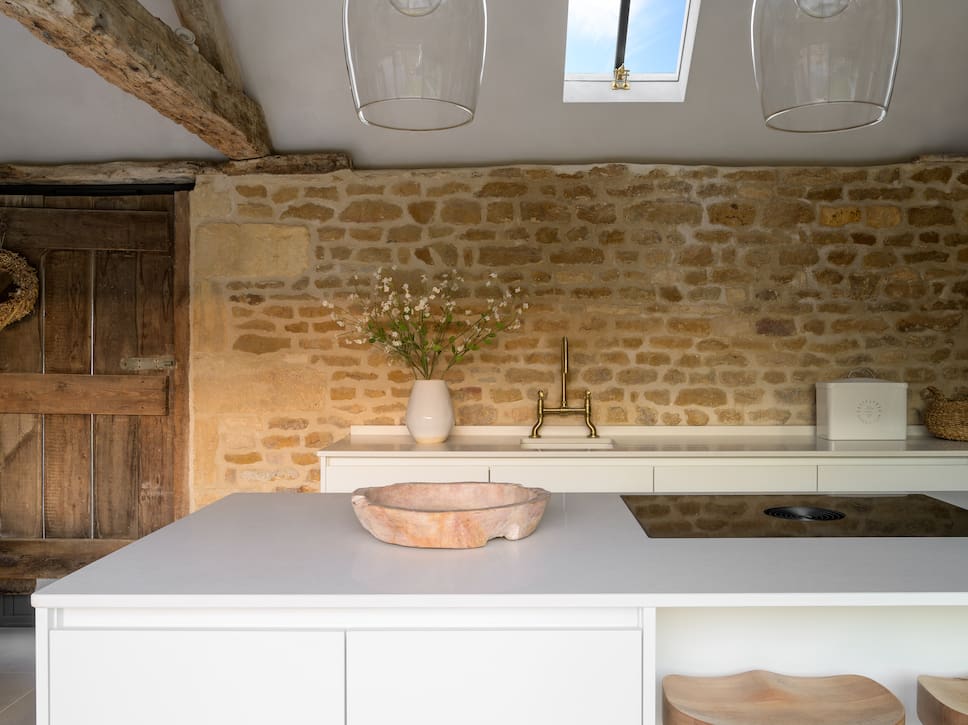 Design Storey保留并修复历史谷仓丨英国-10