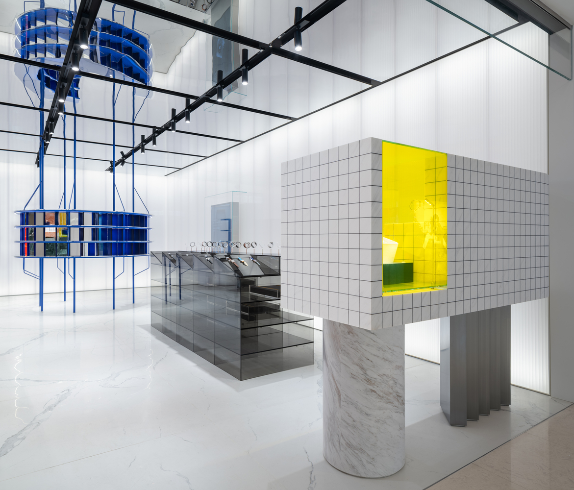 MOMIC Watch Assembly Store by Atelier TAO+C-14