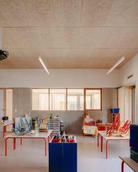 Saint Théoffrey 学校与餐厅丨法国丨STUDIO90