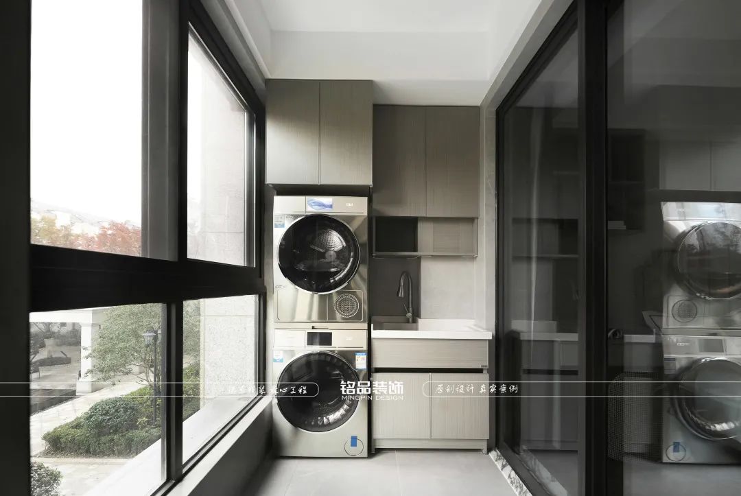 现代风宝藏女孩之家丨铭品装饰-51