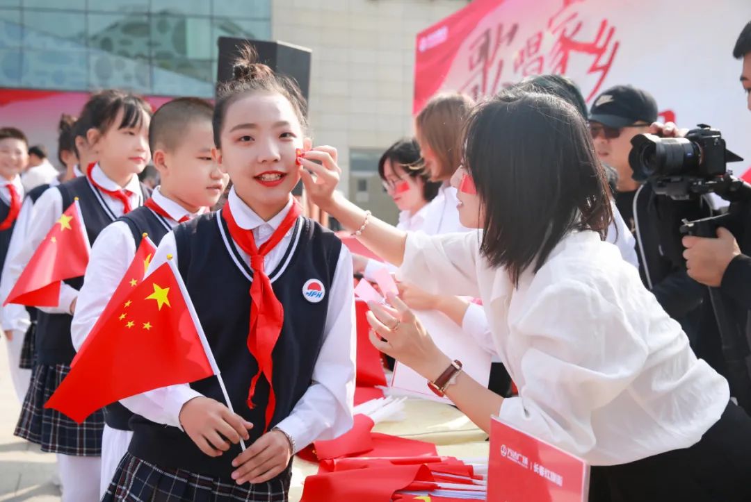 336 座万达广场同唱一首歌,壮观场面震撼全国!-42