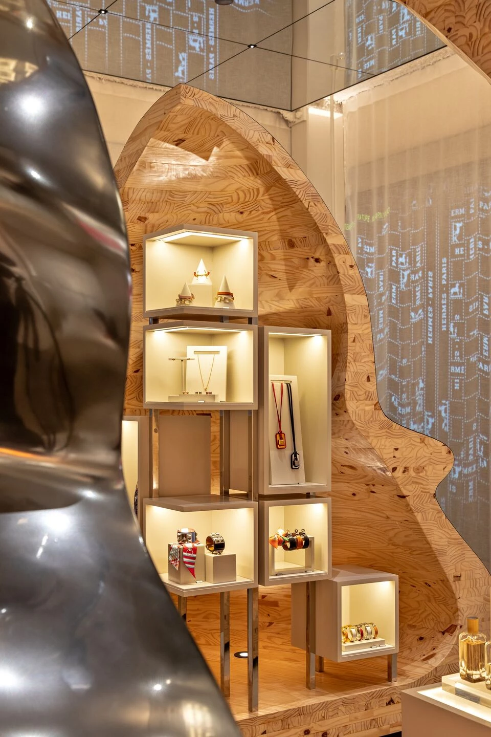 巴西爱马仕快闪店丨巴西圣保罗丨Estudio Guto Requena-40