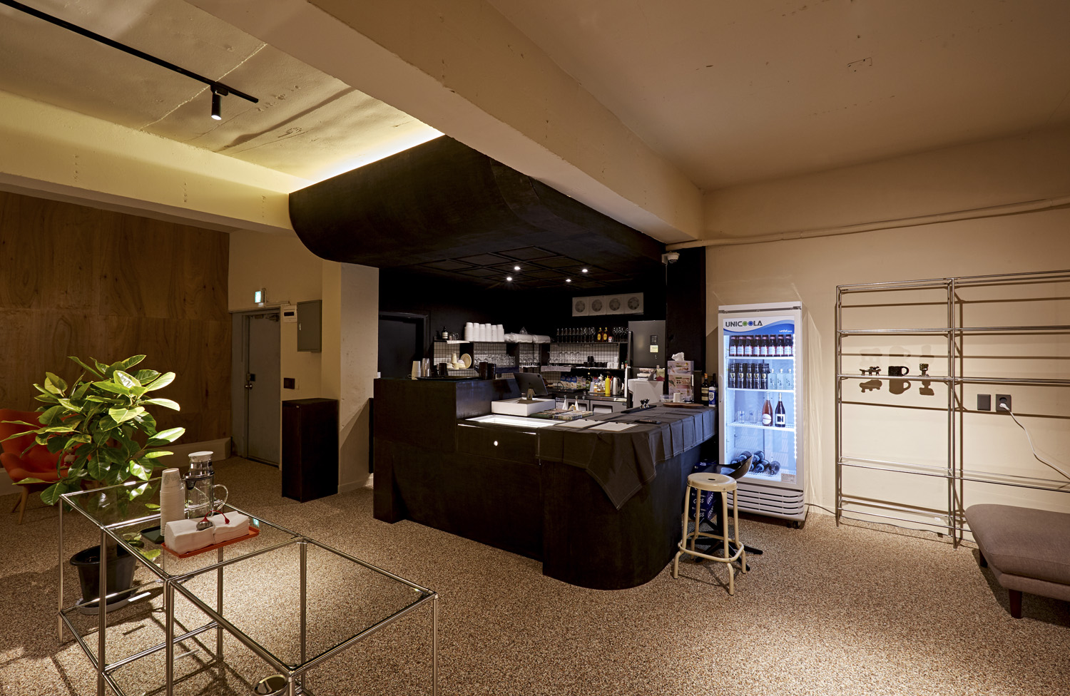 "木质氛围的 30 平米小空间设计"-11