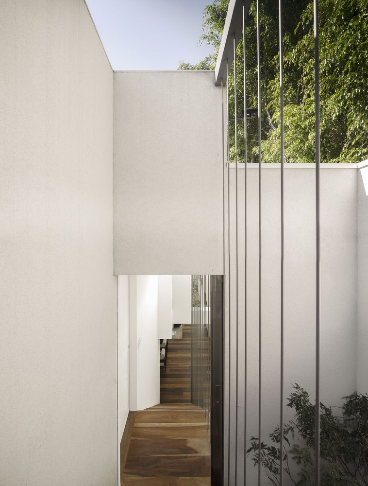巴西圣保罗简约别墅,融入自然的绿意生活-43