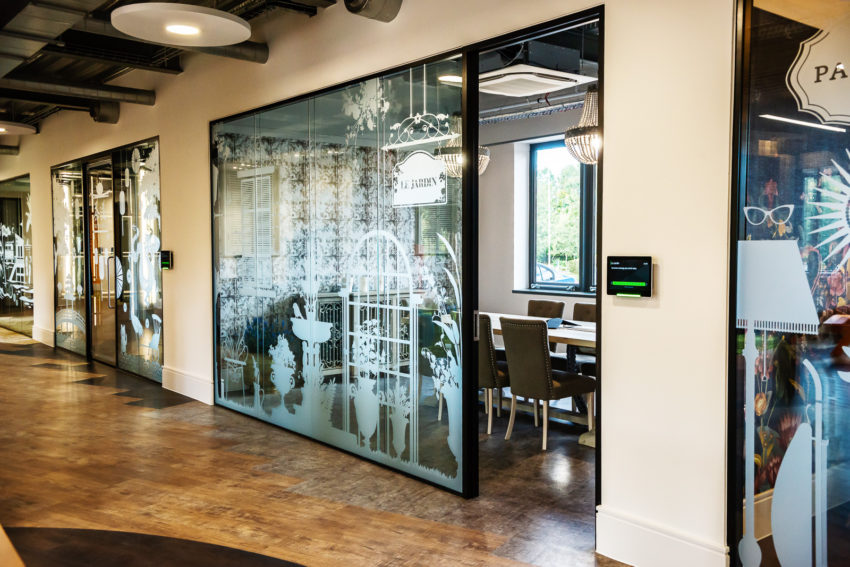 UK office of parenting company Mayborn Group Offices created by Ben Johnson Ltd to reflect their playful values 本约翰逊有限公司创建的英国育儿公司梅伯恩集团办公室，以反映他们的好玩的价值观-17