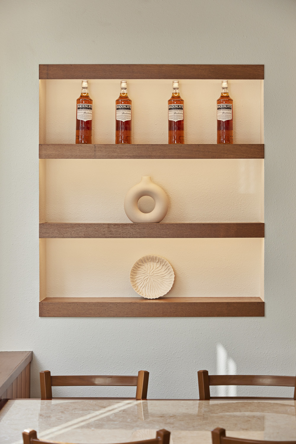 24 平米极简智能公寓，打破空间局限-15