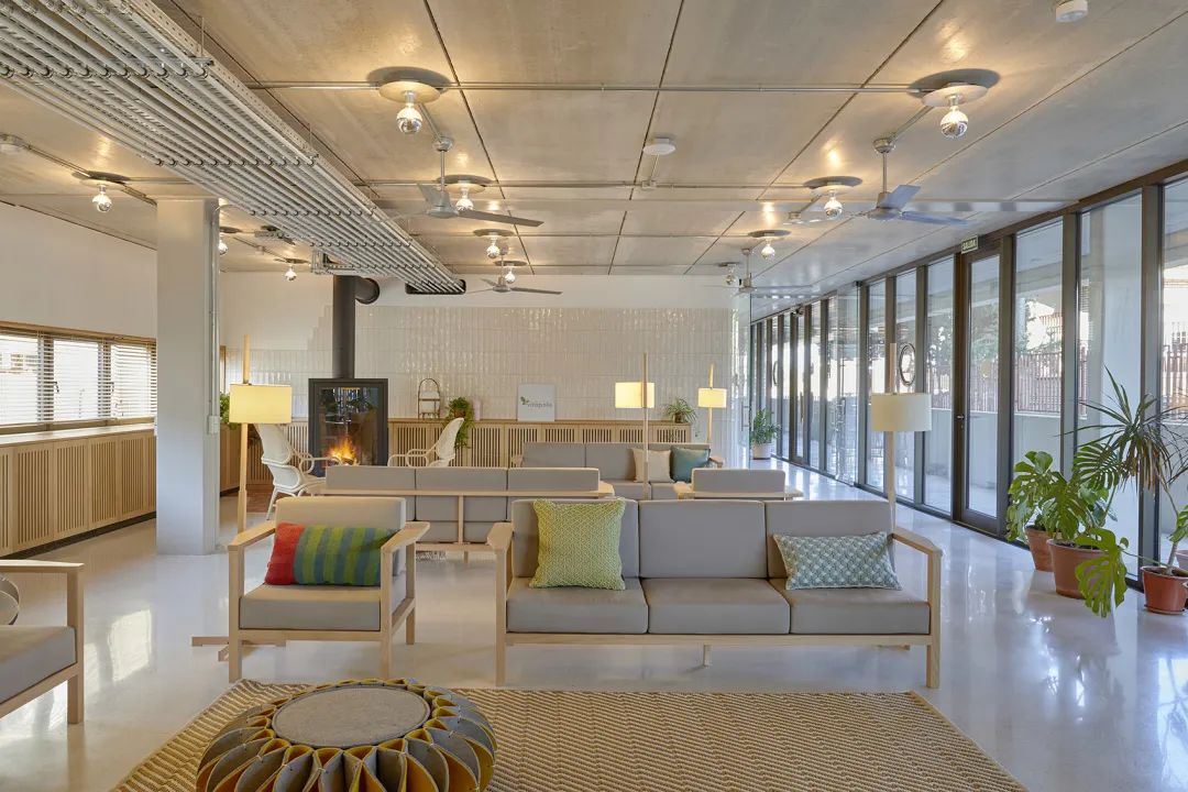 西班牙 Vitapolis 老年公寓丨Romero & Vallejo 事务所-35