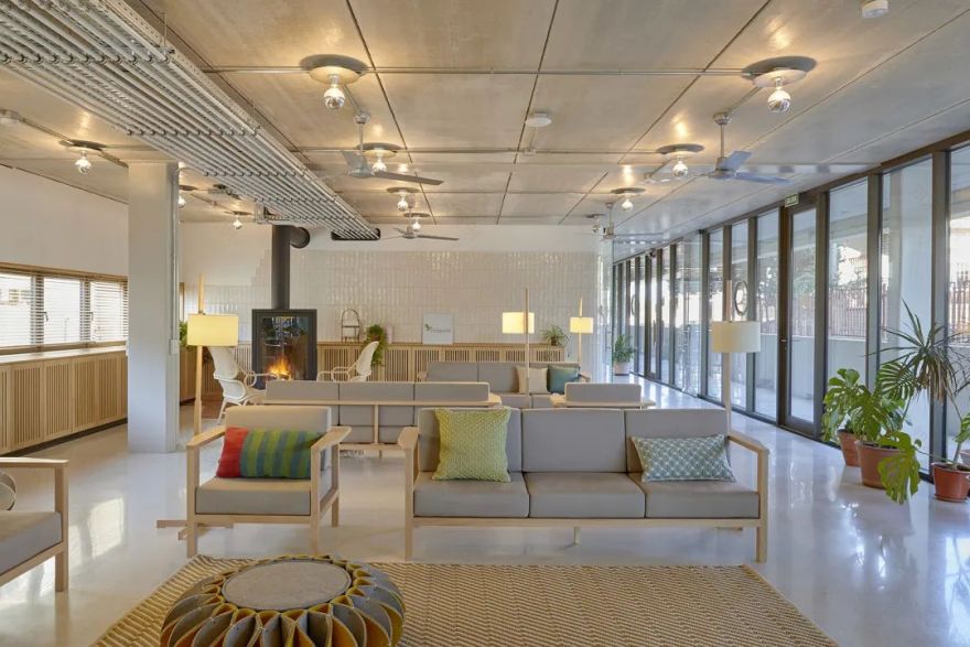 西班牙 Vitapolis 老年公寓丨Romero & Vallejo 事务所-35