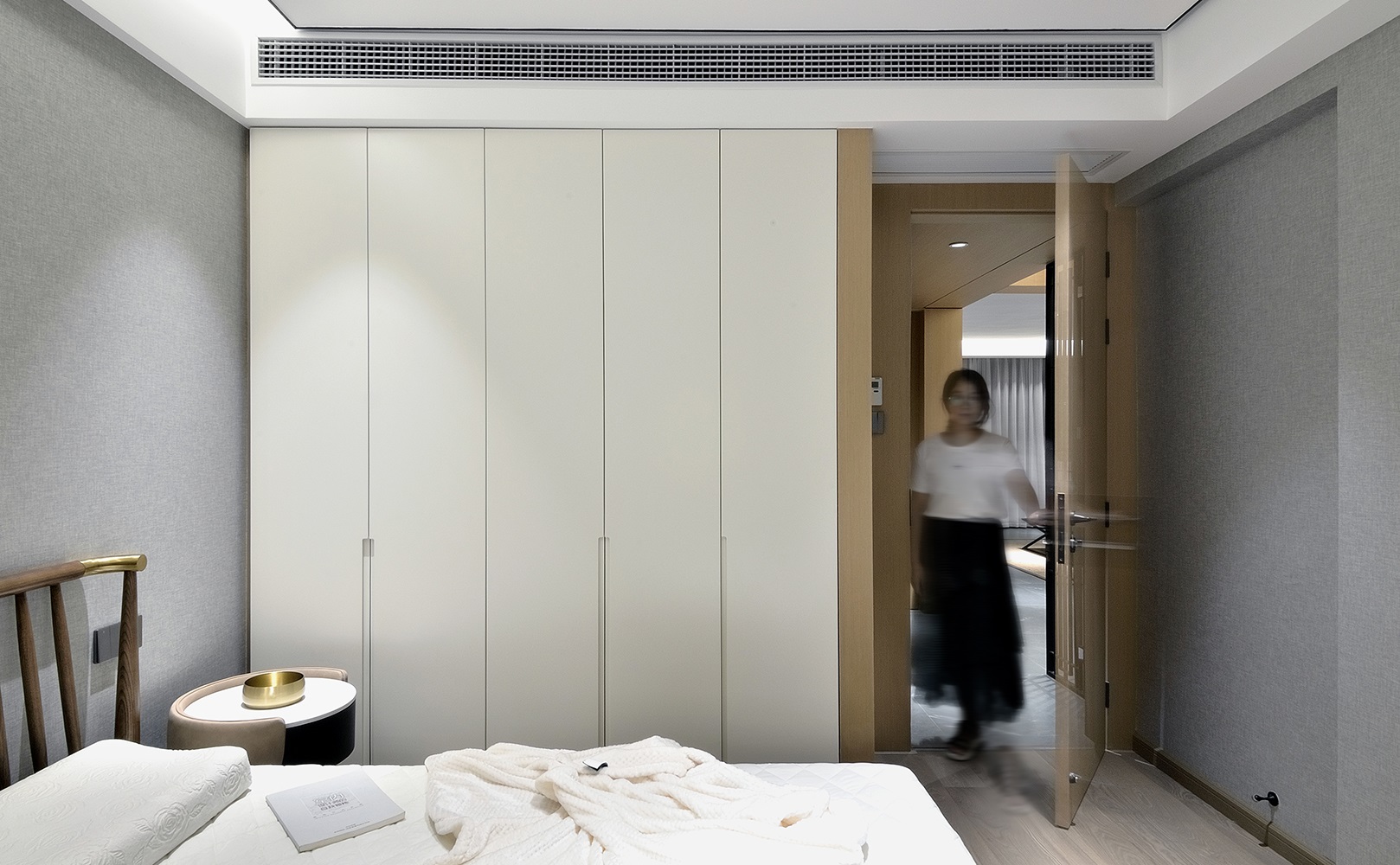 度半，远看东方近看无-51