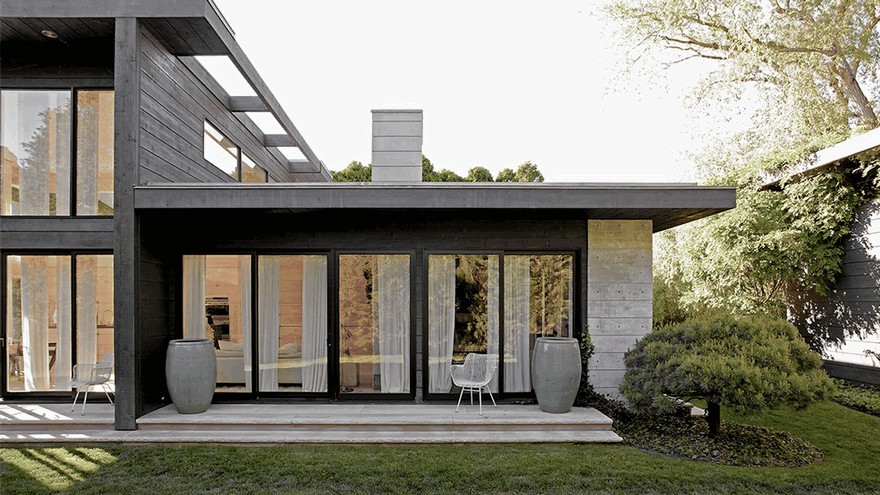 Asian Inspired Refuge in Amagansett for a New York Art Curator-5