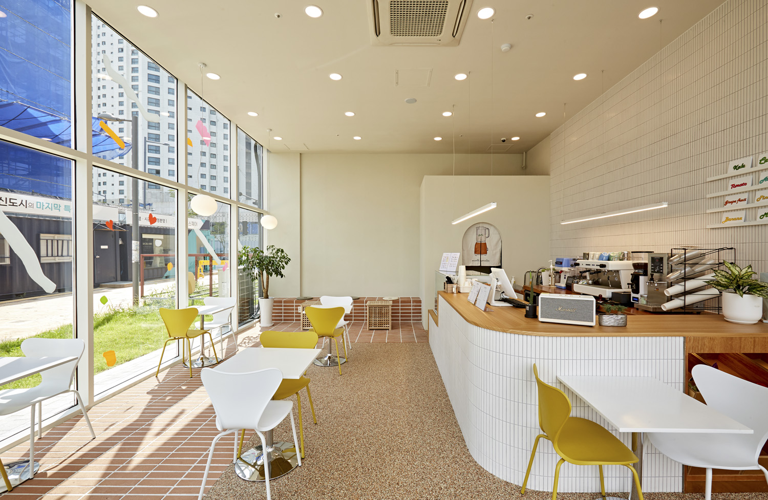 14 坪卡啡厅的温馨亲子空间设计-2