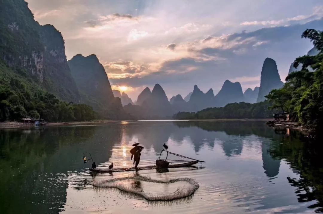 闺蜜俩花了1000万，在漓江边造了栋「积木房子」：这才是当妈的最高境界-12