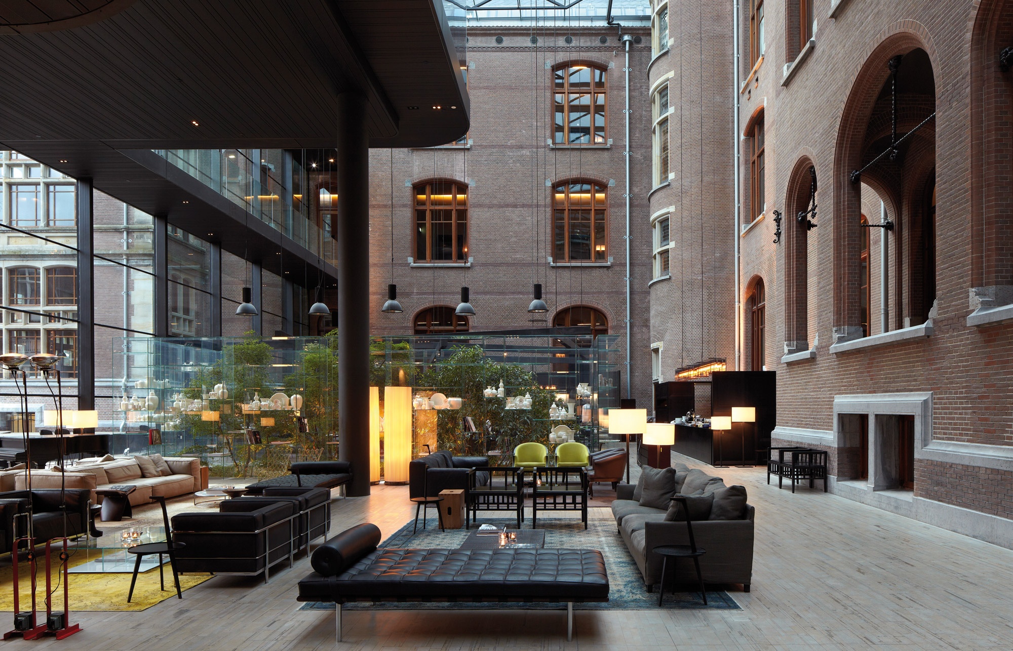 Conservatorium Hotel  Piero Lissoni-3