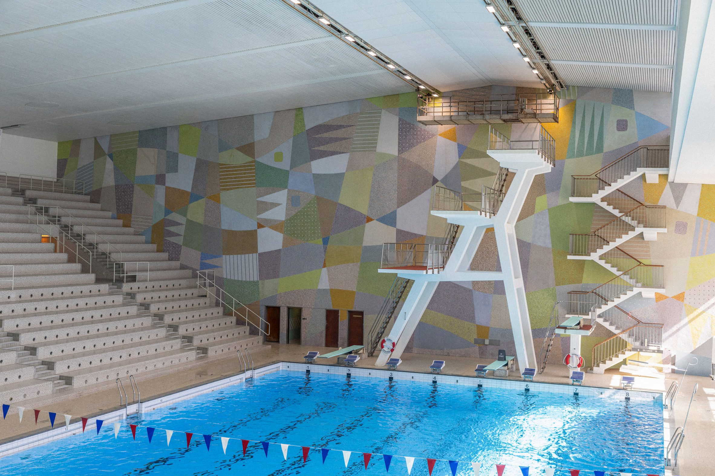 瑞典哥德堡瓦尔哈拉巴德特泳池及体育场馆改造项目丨Nils Olsson(泳池原设计),未提及新设计方-35