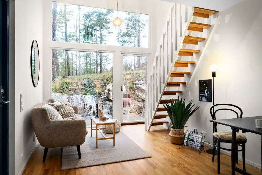 自然美景尽收眼底的 20 平米迷你玻璃屋-2