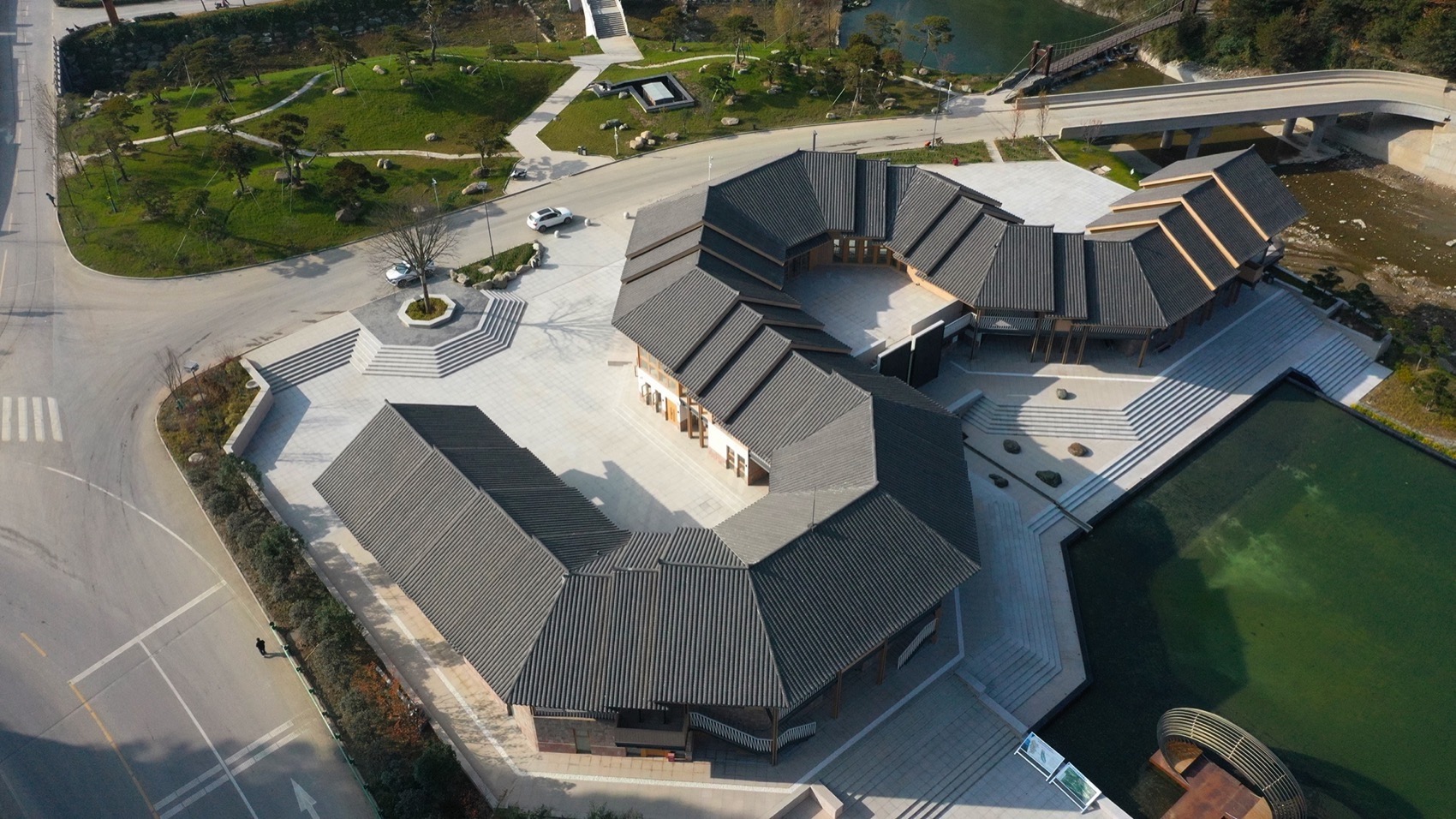 康县全域旅游游客集散中心，甘肃 / Farmerson Architects共生建筑设计（北京）有限公司-34